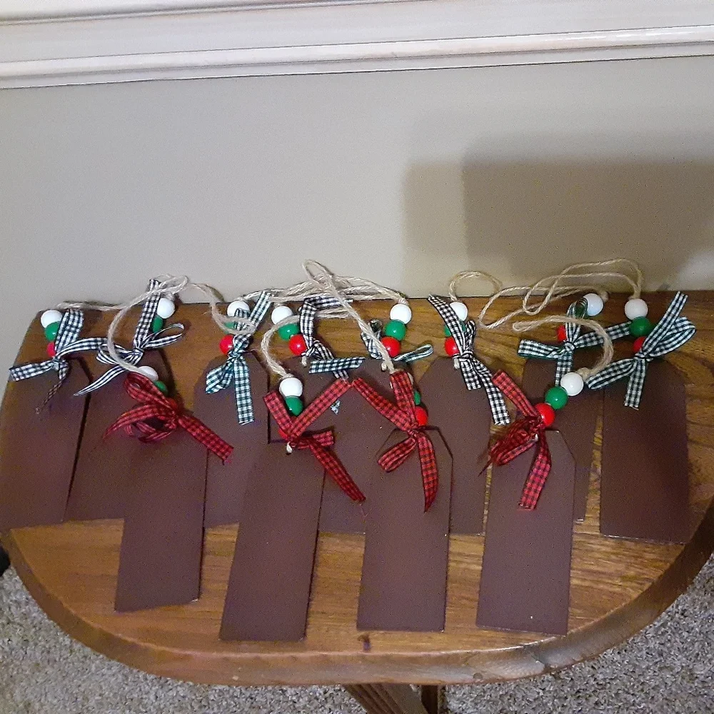12 Wooden Christmas Stockings Name Tags/Ornaments